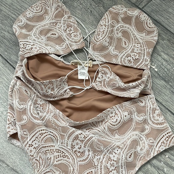 NWT For Love and Lemons Romy Bodysuit - Picture 10 of 17